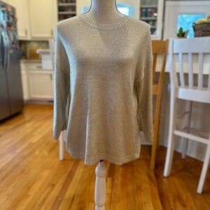 Chelsea & Theodore gold 3 quarter length sleeve sweater